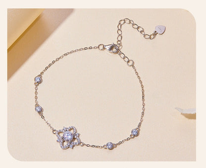 Luxury flower - Moissanite bracelet