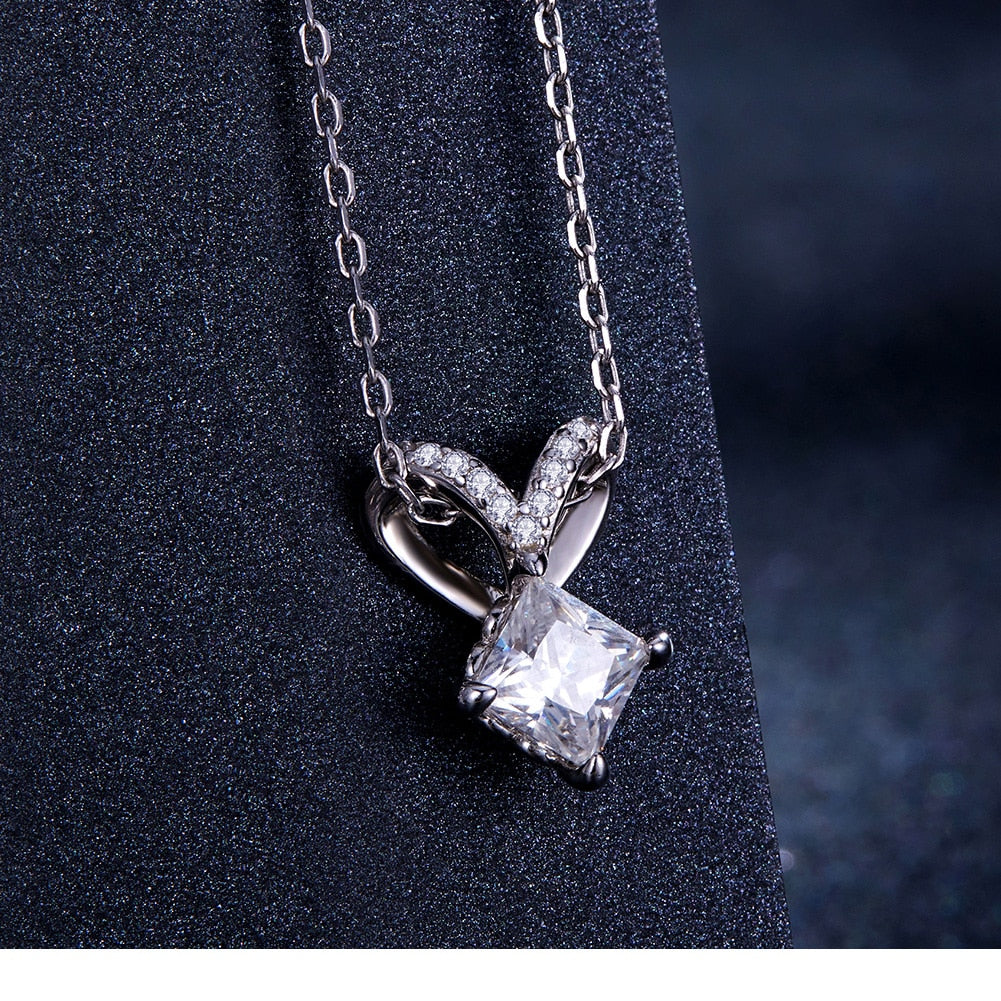 Delicate - Moissanite Necklace (0.8ct)